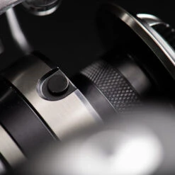 Savage Gear SGS6 Sea Fishing Reel -The Ultimate Fishing Gear Store 624cb801ae926bff